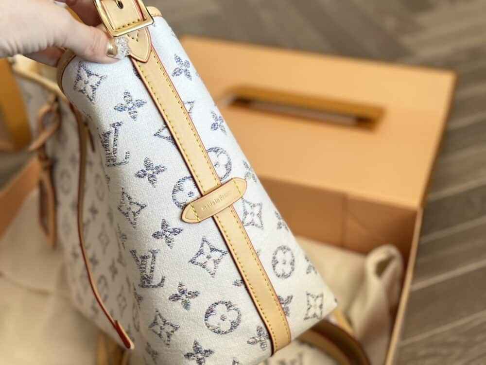 LOUIS VUITTON CARRYALL PM MULTICOLOR BEIGE 29CM M24707 - Image 7