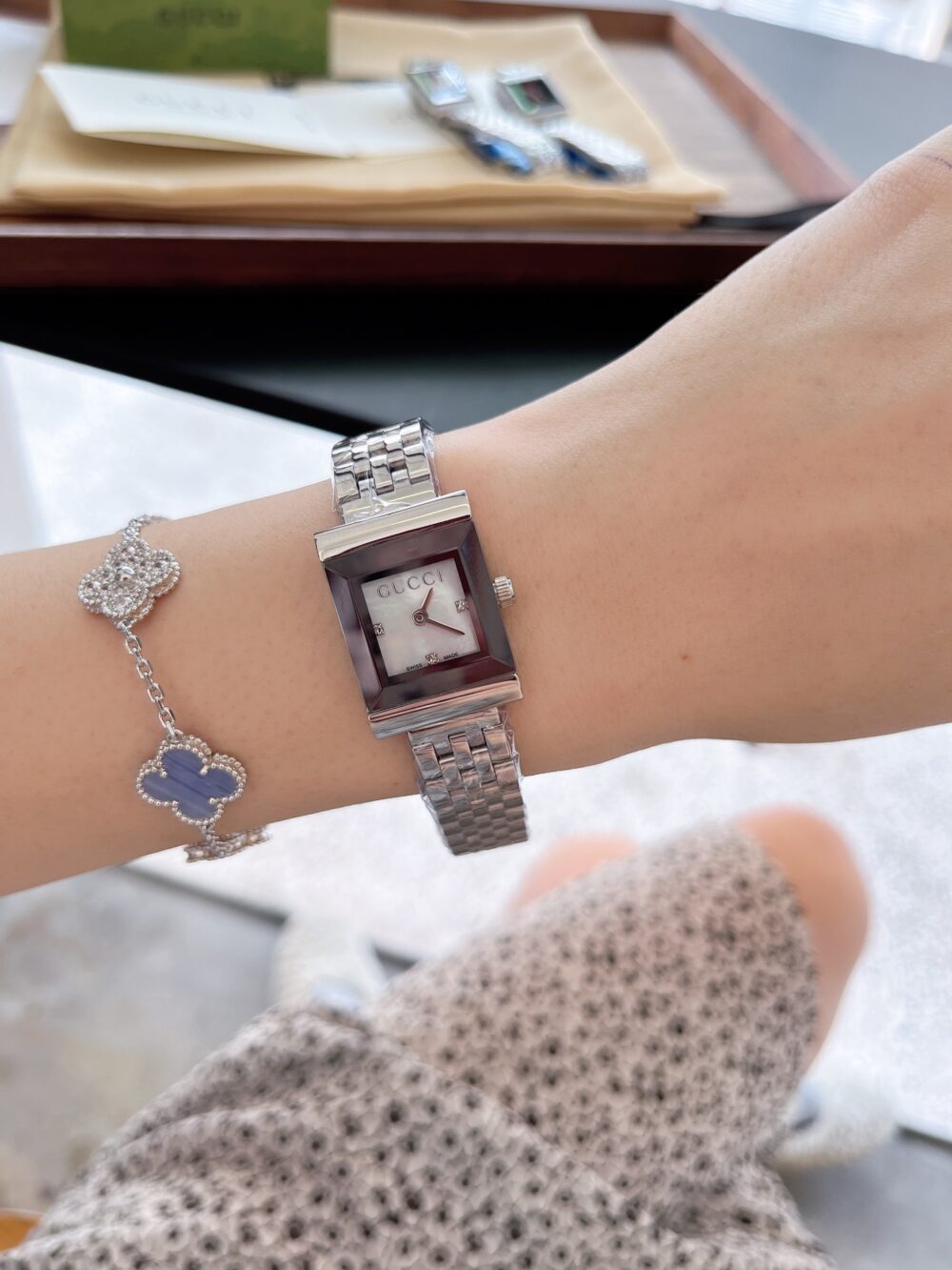 GUCCI G FRAME BRACELET WATCH SQUARE SHAPE SILVER IN WHITE 20MM YA128401 - Image 4