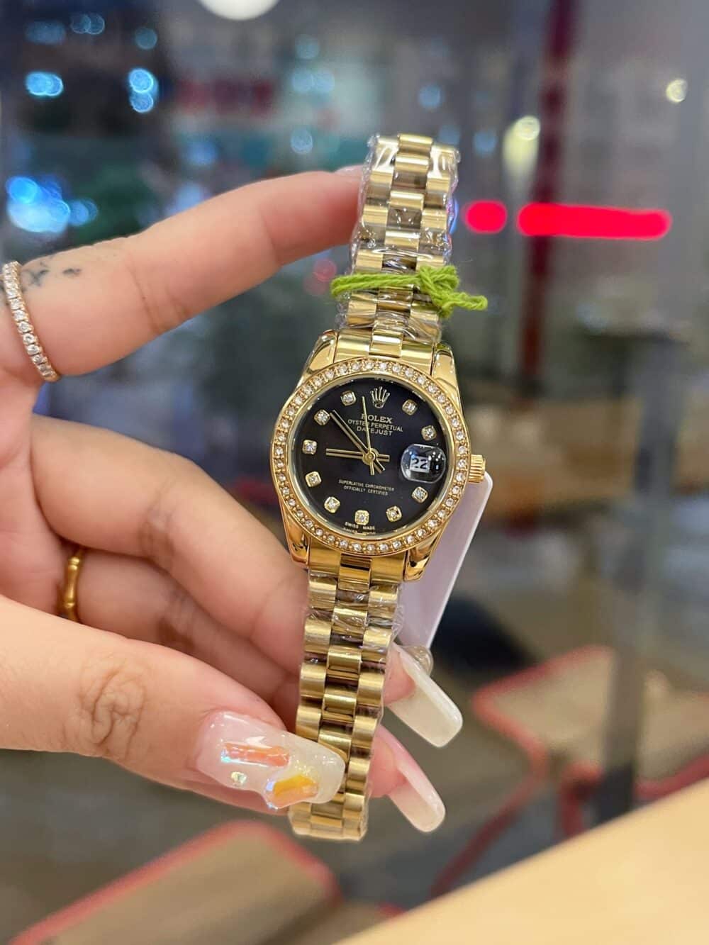 ROLEX LADY DATEJUST 28 DIAMOND DIAL 18K GOLD IN BLACK 28MM - Image 3
