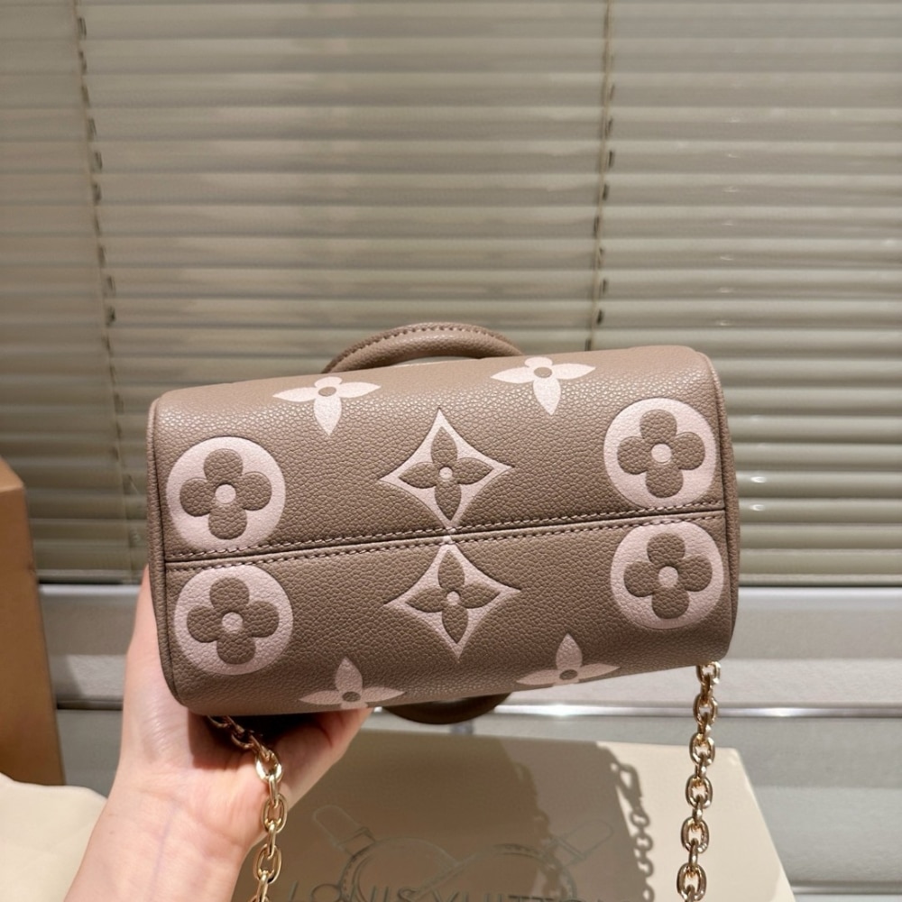 LOUIS VUITTON SPEEDY BANDOULIÈRE 20 TOURTERELLE GRAY 20CM M46575 - Image 4