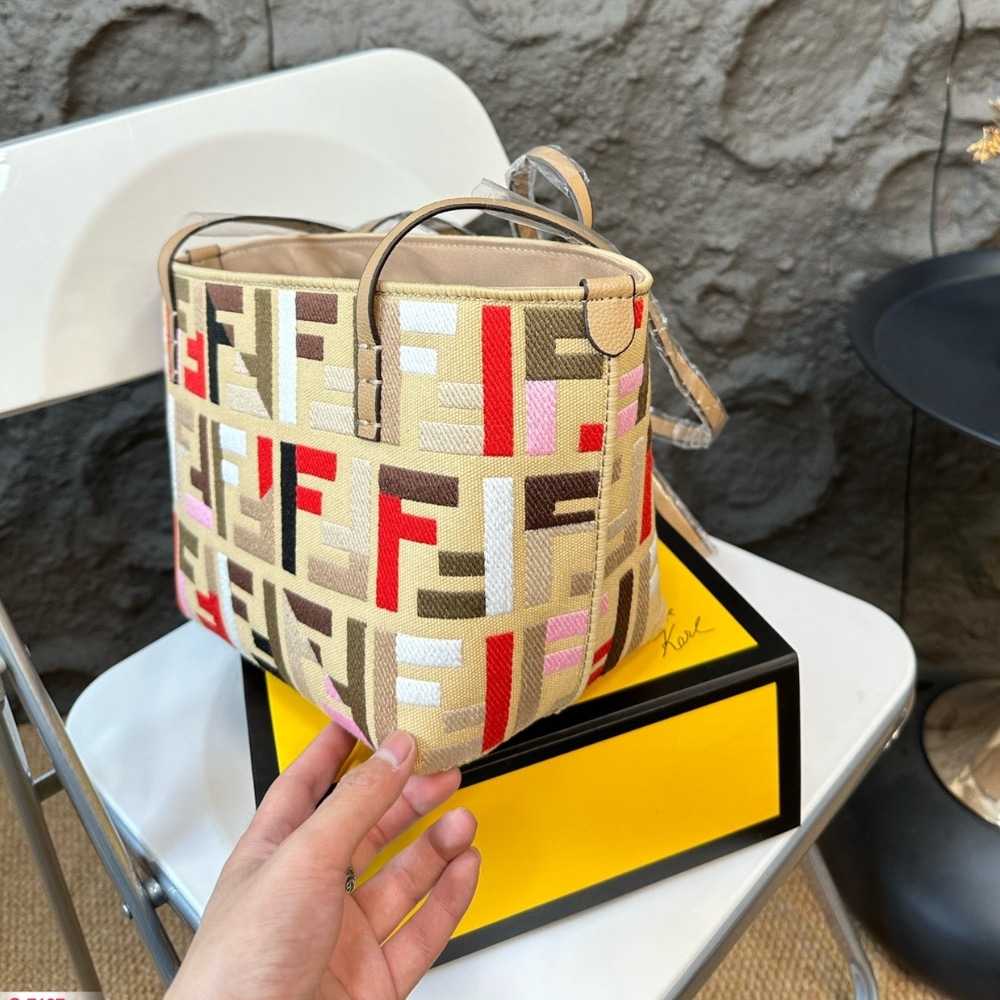FENDI SMALL ROLL MULTICOLOUR 23CM 8BH424AT4AF09VT - Image 6
