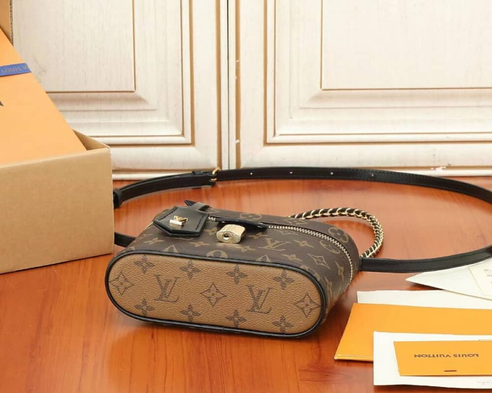 LOUIS VUITTON VANITY CHAIN POUCH MONOGRAM REVERSE BROWN 19CM - Image 3