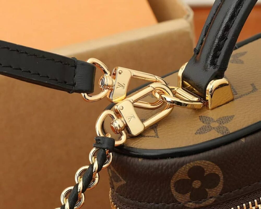 LOUIS VUITTON VANITY CHAIN POUCH MONOGRAM REVERSE BROWN 19CM - Image 7