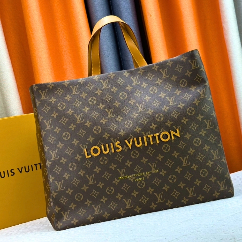 Alternative view of LOUIS VUITTON SHOPPER TOTE MM MONOGRAM BROWN 40CM M13928