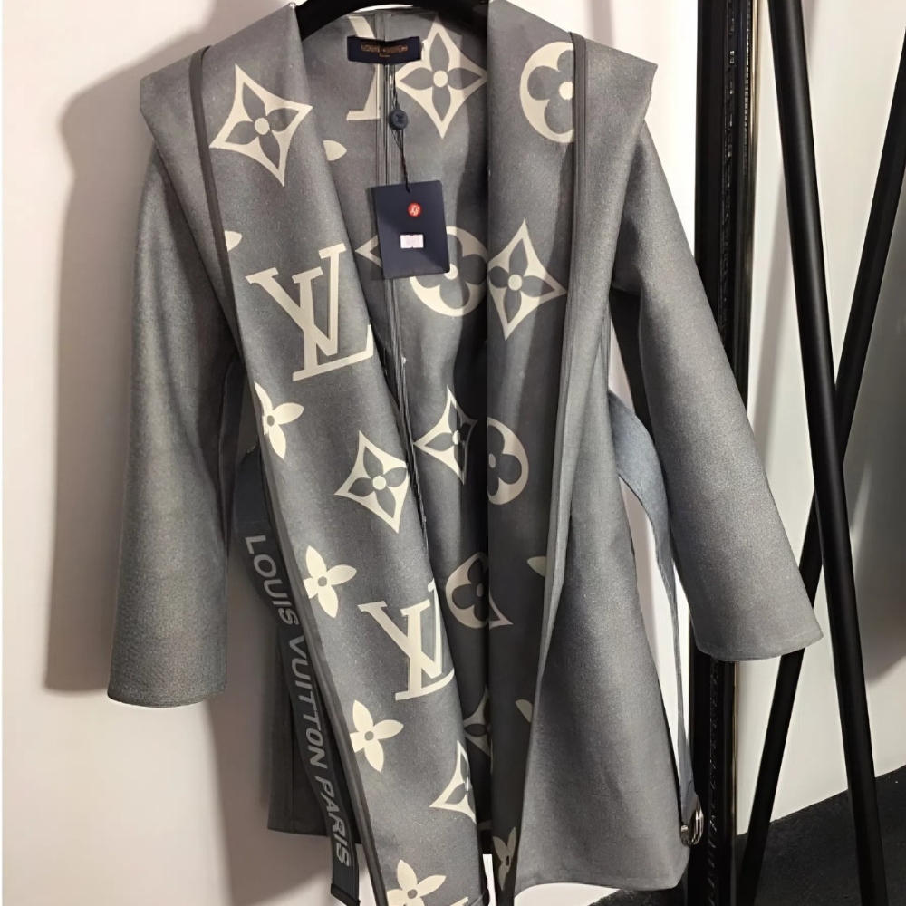 Alternative view of LOUIS VUITTON BELTED DOUBLE SIDED HOODED WRAP COAT GRAY 1A92VF