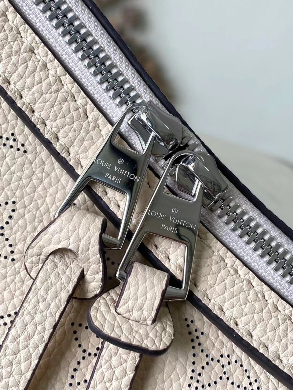 [SUPER VIP 1:1] LOUIS VUITTON HAND IT ALL PM 29CM M24255 - Image 4