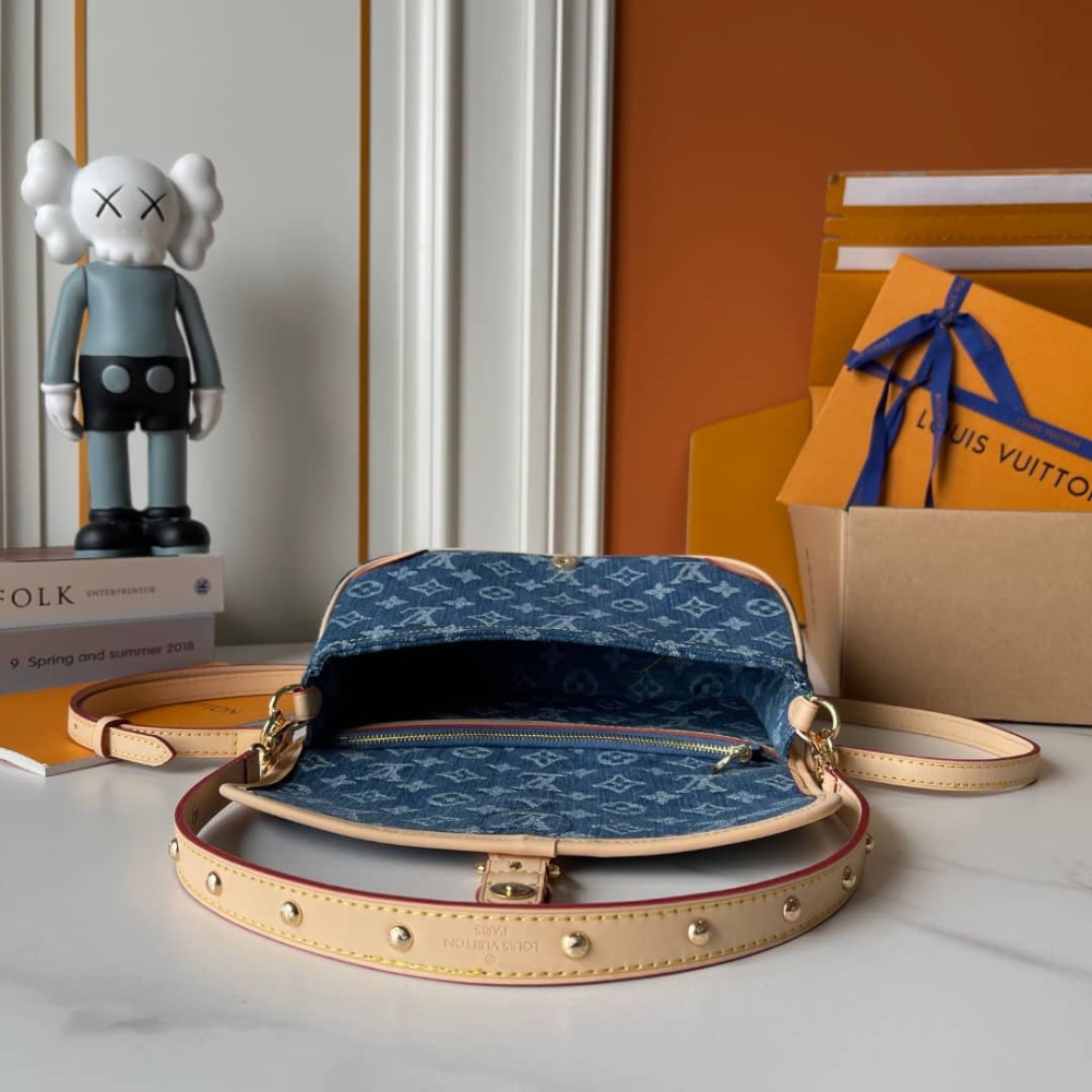 LOUIS VUITTON DIANE BAG DENIM BLUE 24CM M13070 - Image 9