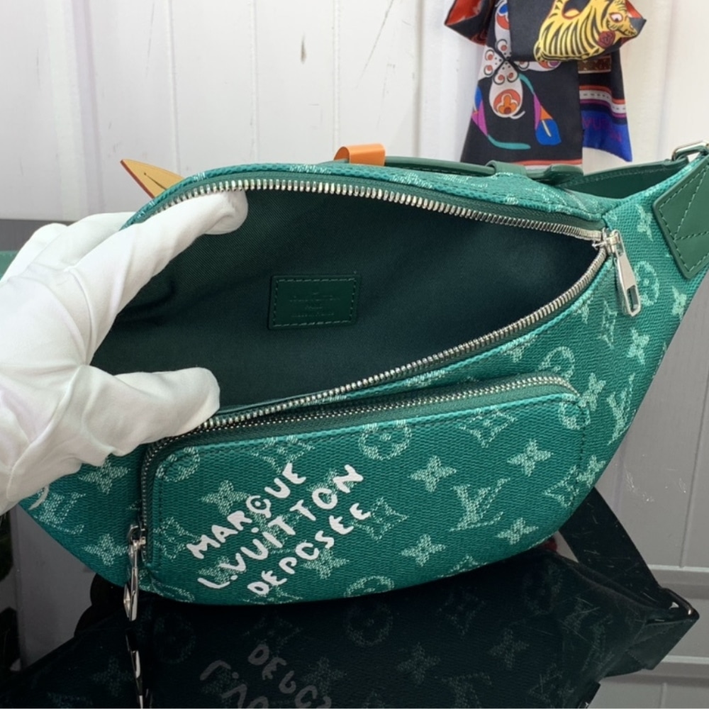 LOUIS VUITTON RUSH BUMBAG GREEN 30CM M12867 - Image 4