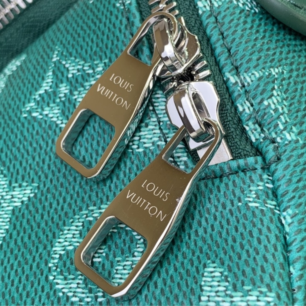 LOUIS VUITTON RUSH BUMBAG GREEN 30CM M12867 - Image 7