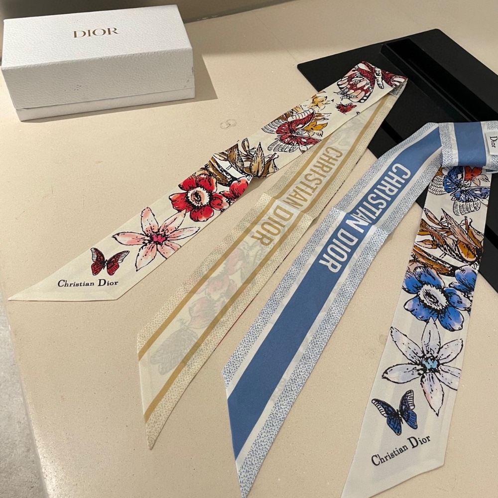 Alternative view of DIOR LE JUGEMENT SILK WHITE BEIGE MUTILCOLOR