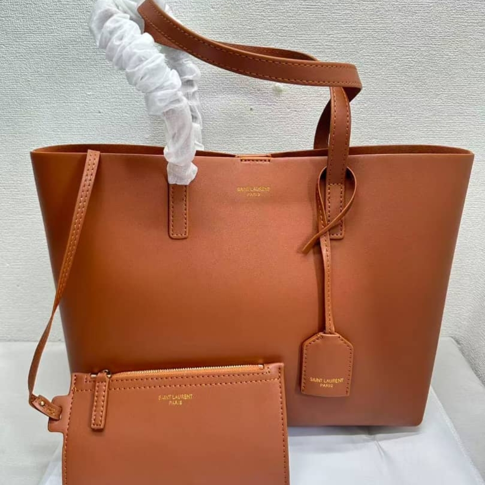 Alternative view of SAINT LAURENT SHOPPING IN LEATHER E/W BRICK 37CM 600281CSV0J6309