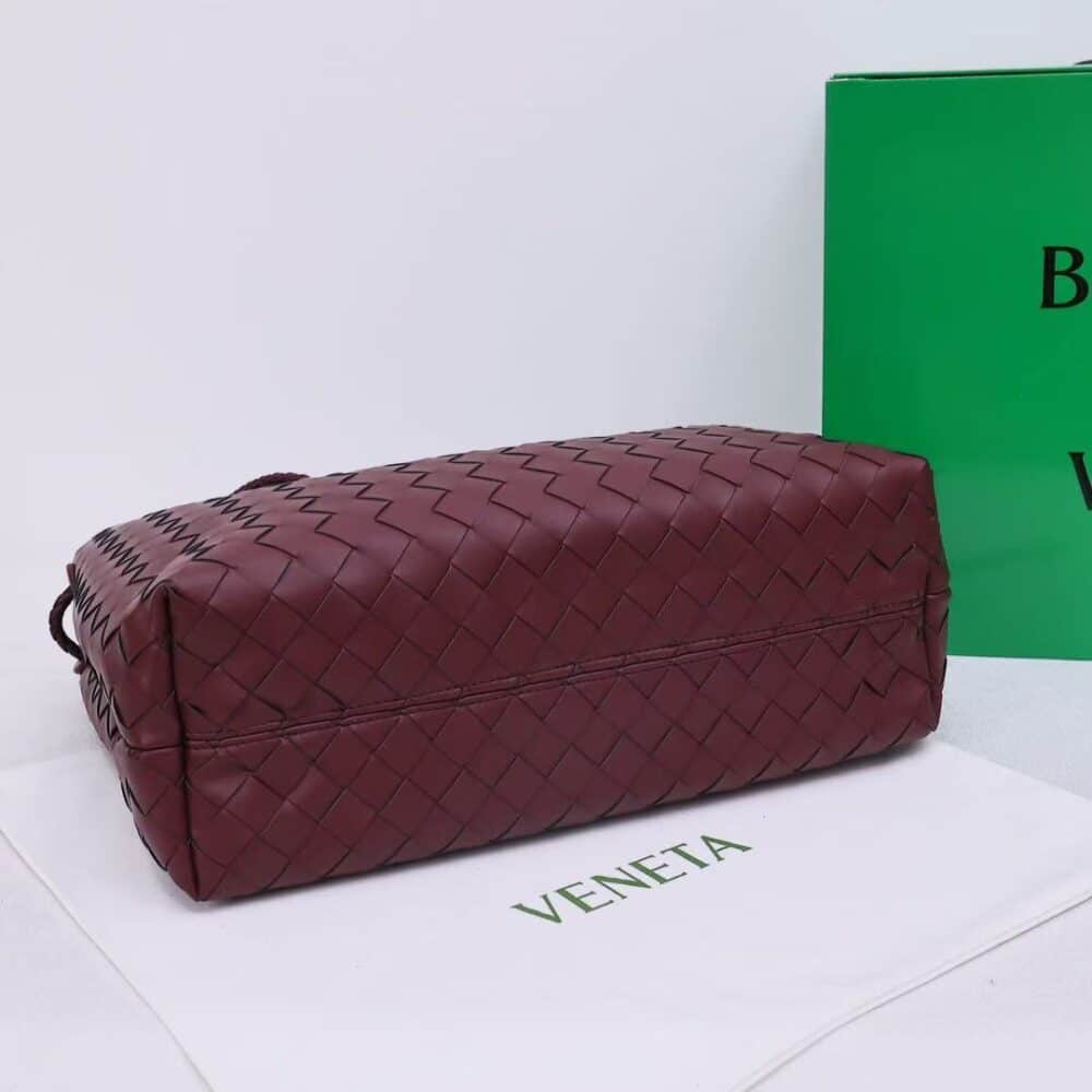 BOTTEGA VENETA ANDIAMO INTRECCIATO LEATHER TOP HANDLE BURGUNDY BLACK 33CM - Image 6
