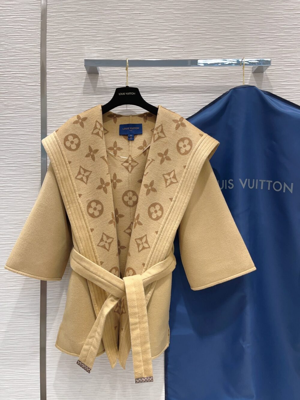 Alternative view of LOUIS VUITTON SIGNATURE HOODED WRAP ROBE COAT BEIGE 1AB713