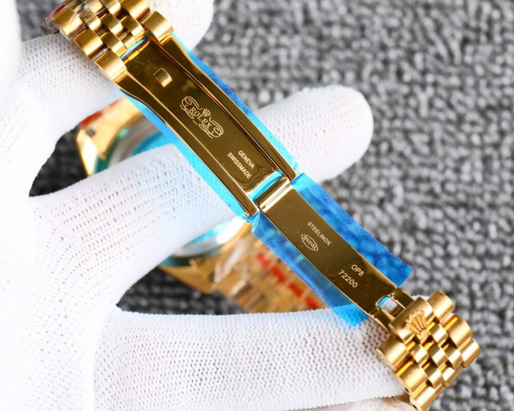 ROLEX DATEJUST ROMAN NUMERAL DIAL GOLD IN GREEN 41MM - Image 4