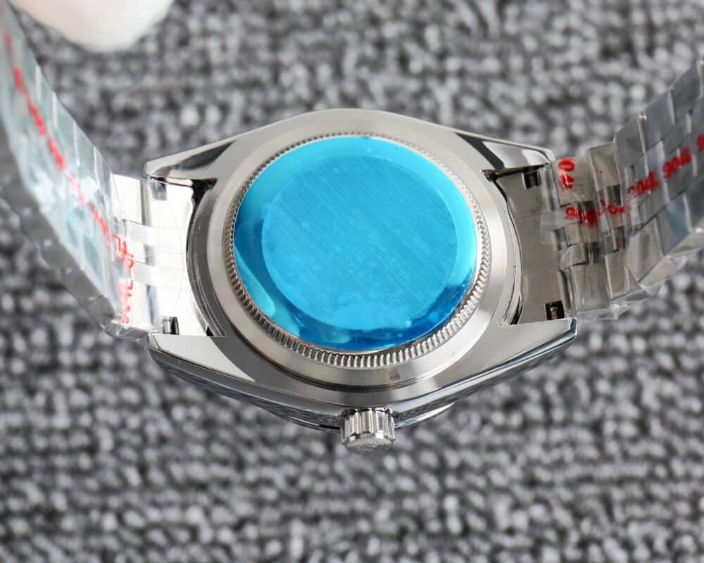 ROLEX DATEJUST ROMAN NUMERAL OYSTERSTEEL AND WHITE GOLD IN GREEN 41MM - Image 3