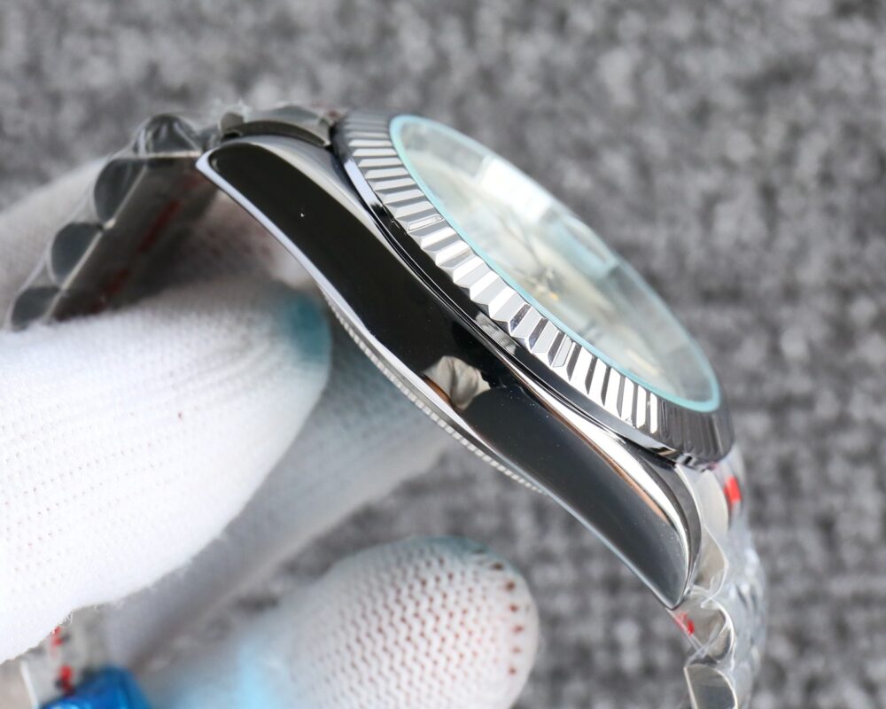 ROLEX DATEJUST ROMAN NUMERAL OYSTERSTEEL AND WHITE GOLD IN SILVER 41MM - Image 5