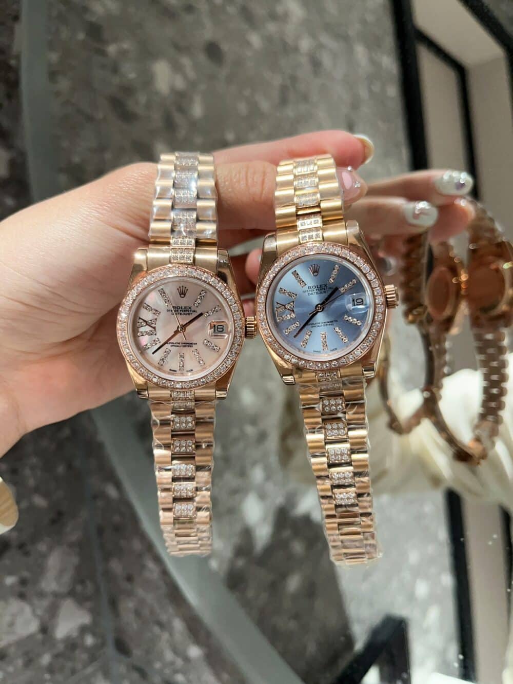 ROLEX DATEJUST DIAMOND IN ROSE GOLD WITH BLUE DIAL 31MM - Image 5