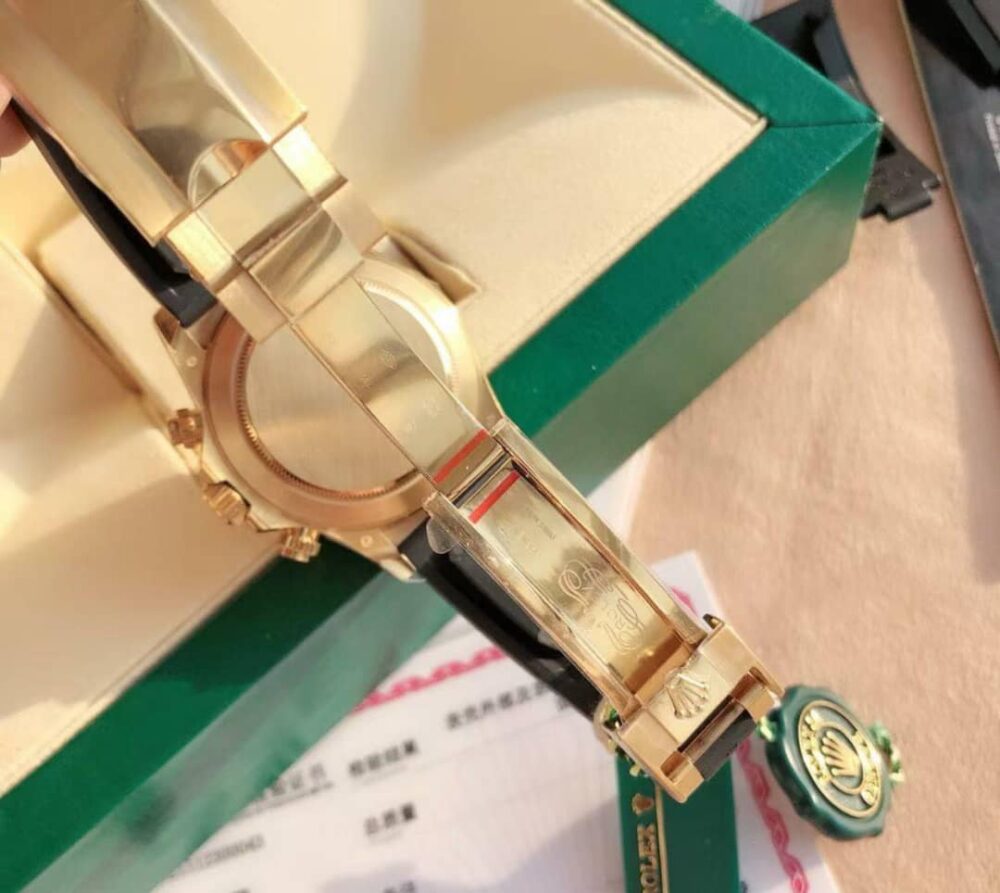 ROLEX COSMOGRAPH DAYTONA OYSTER YELLOW GOLD 40MM M116518LN 0048 - Image 6