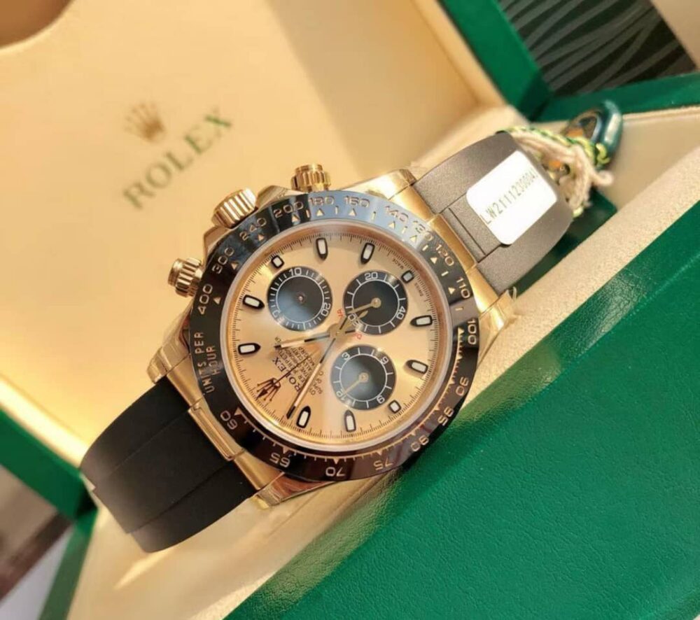 ROLEX COSMOGRAPH DAYTONA OYSTER YELLOW GOLD 40MM M116518LN 0048 - Image 4
