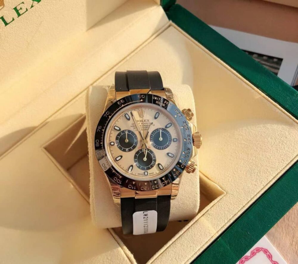 ROLEX COSMOGRAPH DAYTONA OYSTER YELLOW GOLD 40MM M116518LN 0048 - Image 3