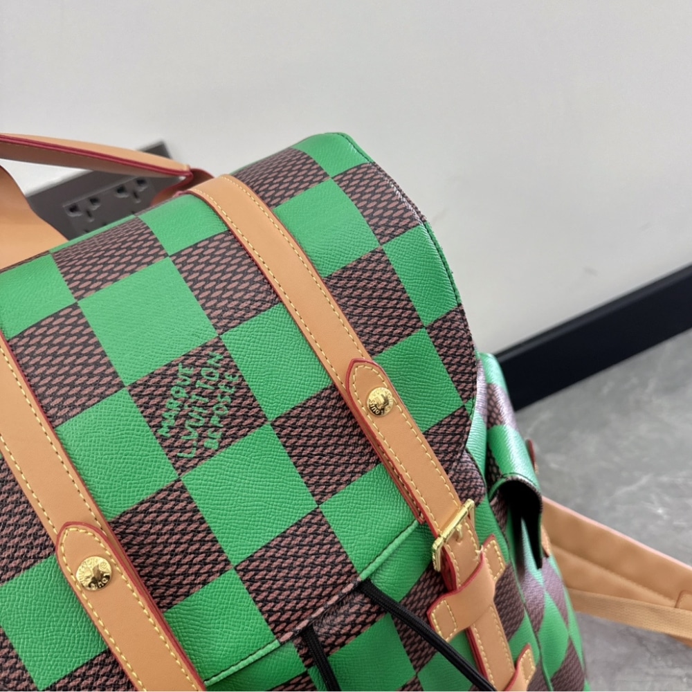 LOUIS VUITTON RUNWAY CHRISTOPHER MM BACKPACK GREEN 44CM N40564 - Image 4
