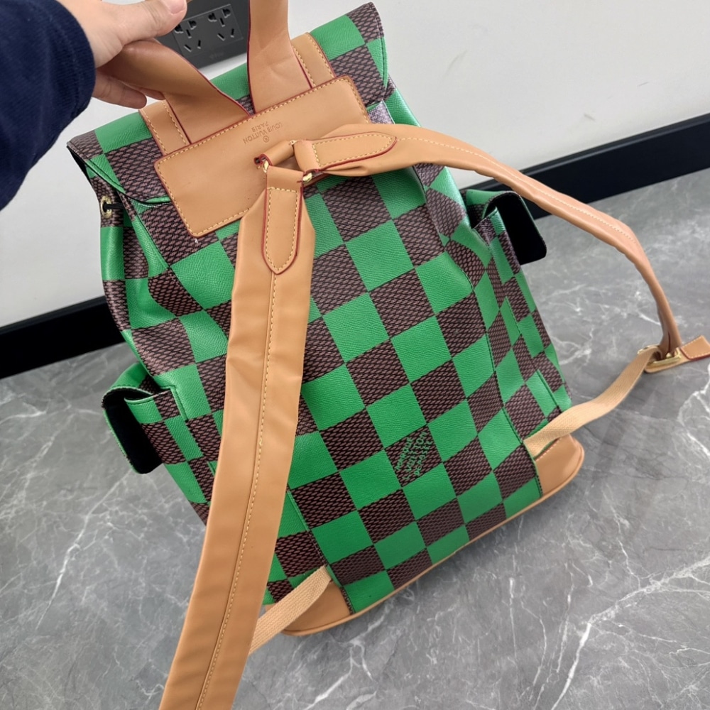 LOUIS VUITTON RUNWAY CHRISTOPHER MM BACKPACK GREEN 44CM N40564 - Image 6