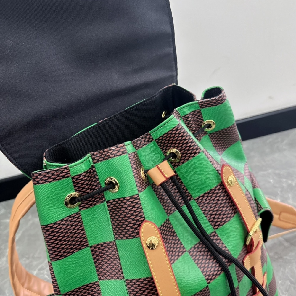 LOUIS VUITTON RUNWAY CHRISTOPHER MM BACKPACK GREEN 44CM N40564 - Image 7