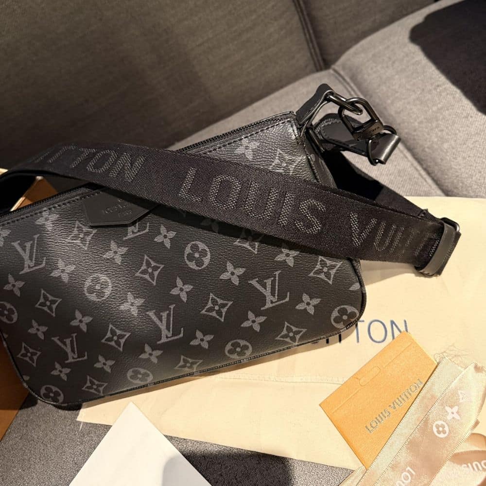LOUIS VUITTON POCHETTE ACCESSOIRE BAG BLACK 24CM - Image 7