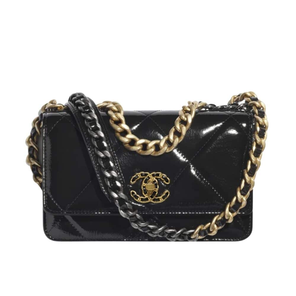 CHANEL 19 FLAP BAG SHINY CRUMPLED BLACK 25CM