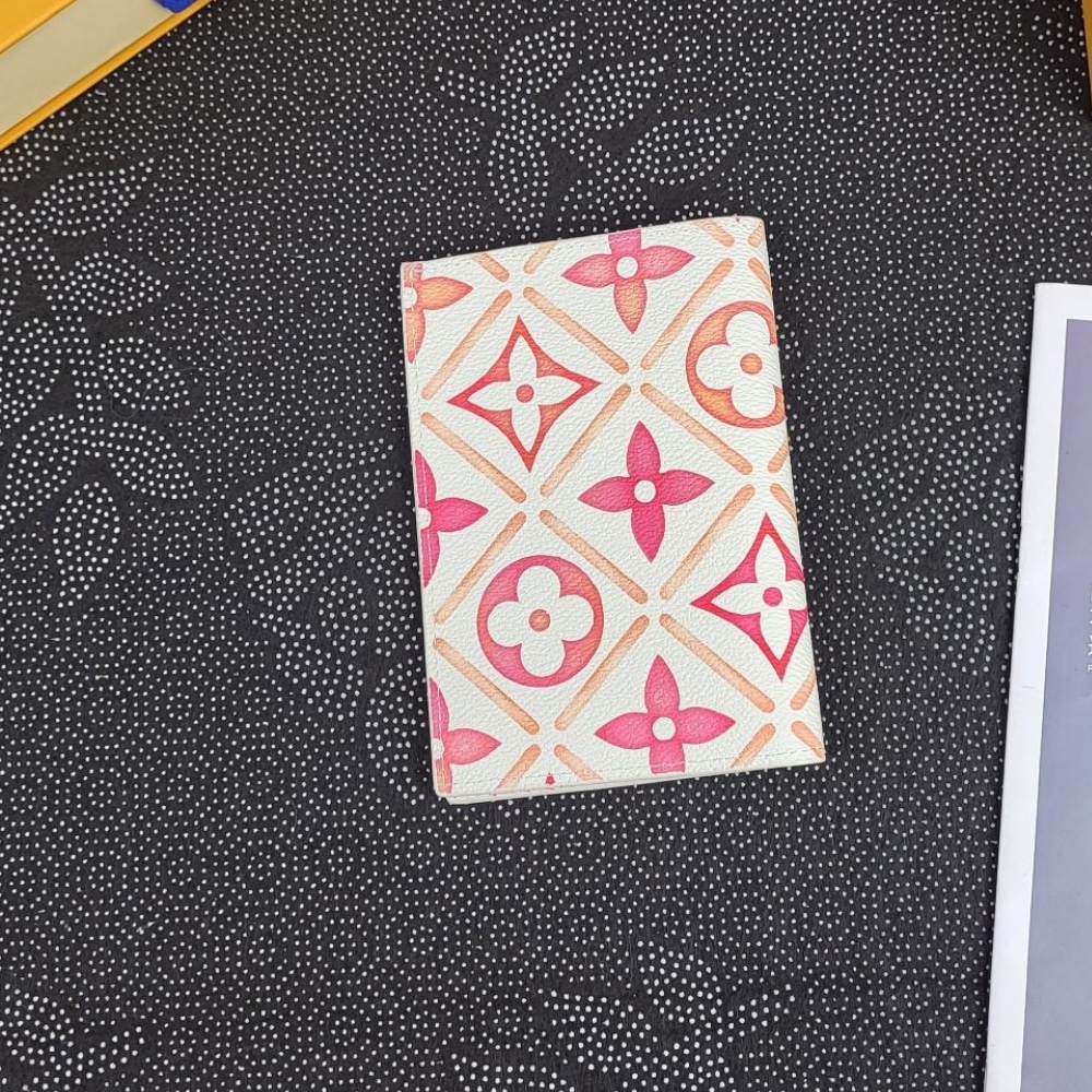 LOUIS VUITTON LV BY THE POOL PASSPORT COVER WALLET CORAL 14CM - Image 3