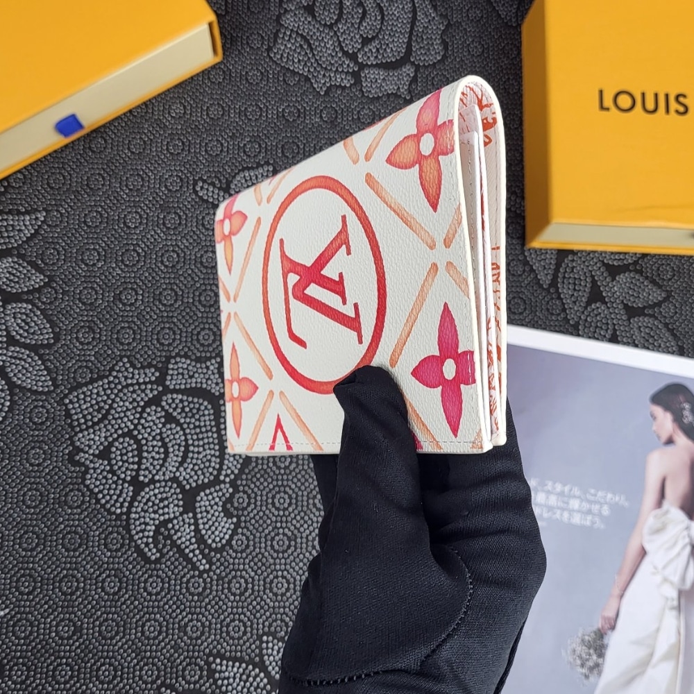 LOUIS VUITTON LV BY THE POOL PASSPORT COVER WALLET CORAL 14CM - Image 7