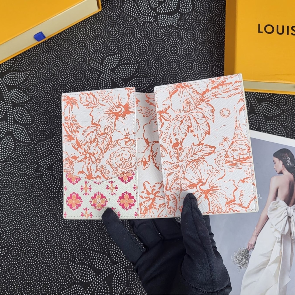LOUIS VUITTON LV BY THE POOL PASSPORT COVER WALLET CORAL 14CM - Image 8