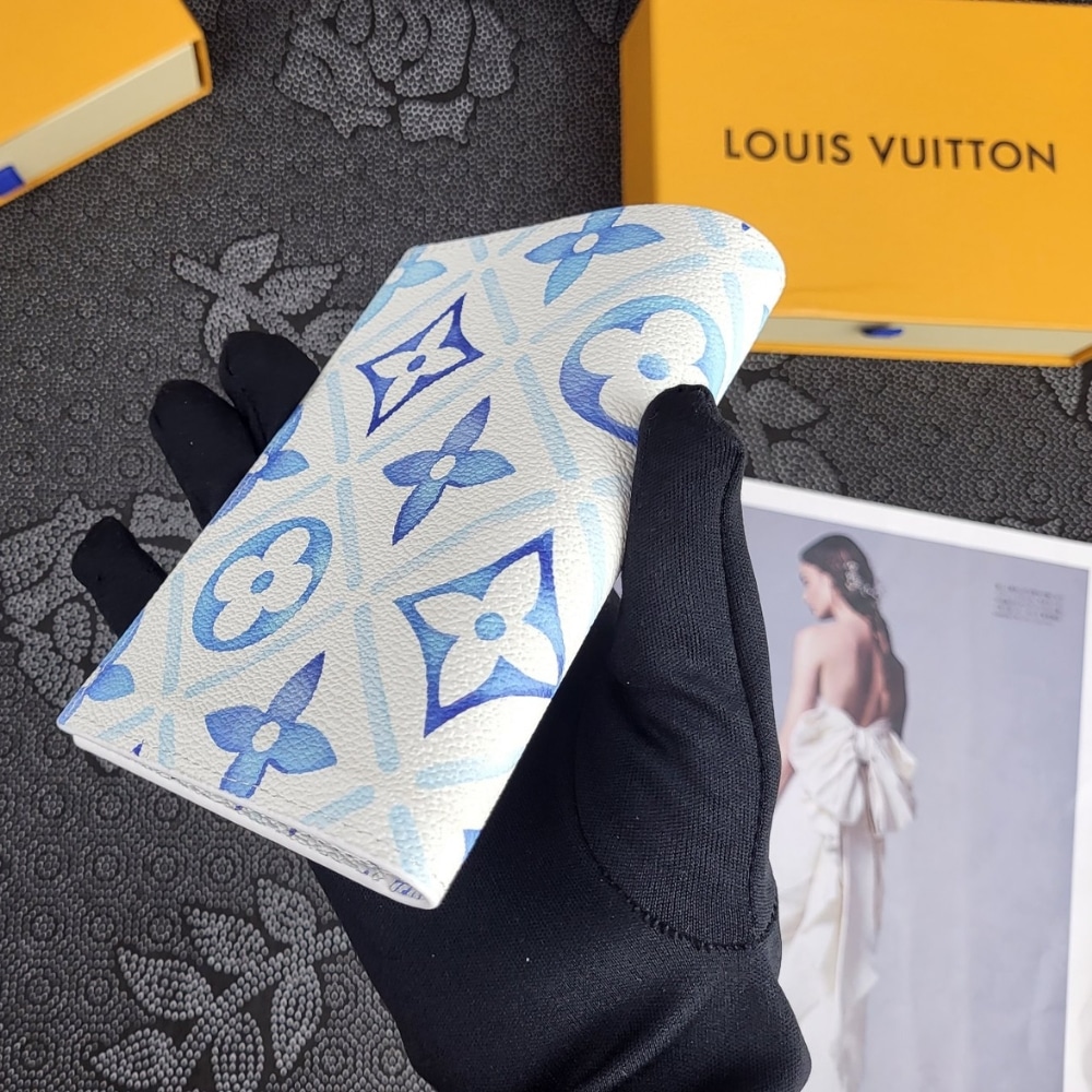 LOUIS VUITTON LV BY THE POOL PASSPORT COVER WALLET BLUE 14CM - Image 6