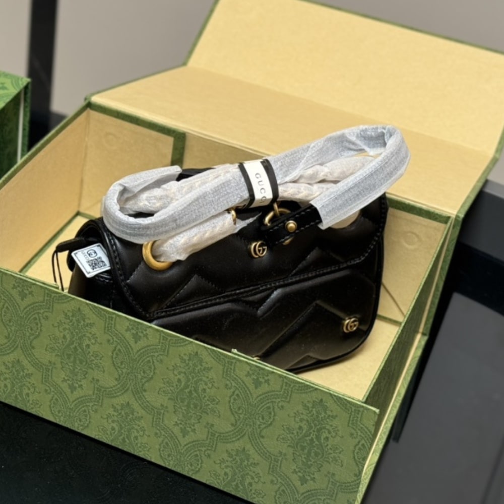 GUCCI GG MARMONT SMALL SHOULDER BAG BLACK 26CM 443497 AACPG 1000 - Image 4