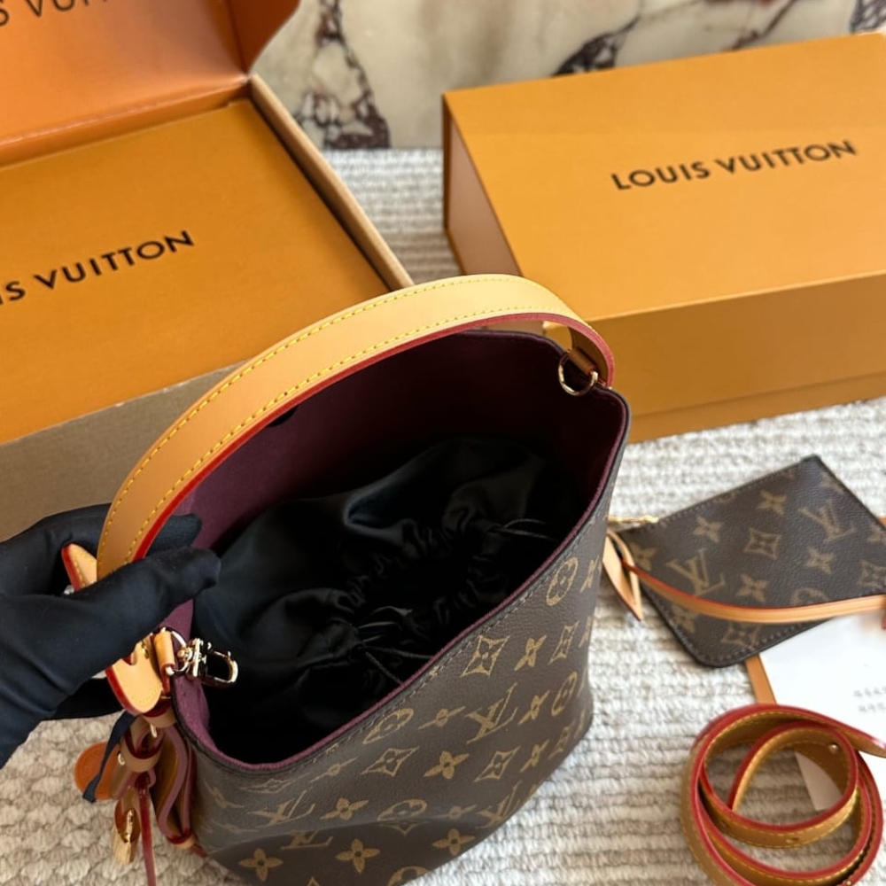 Louis Vuitton All In BB Monogram Brown 18Cm M12925 - Image 3