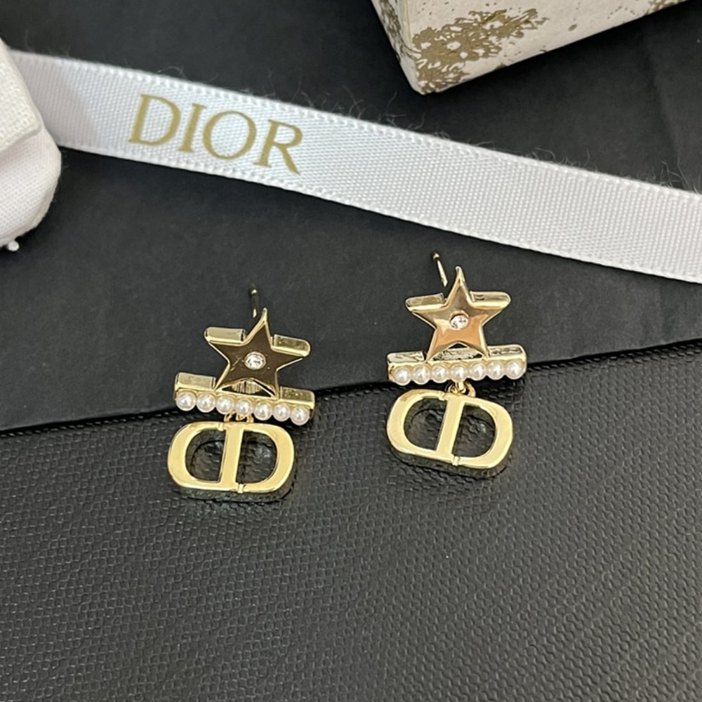 Alternative view of DIOR PETIT CD EARRINGS E3762WOMCY D03S