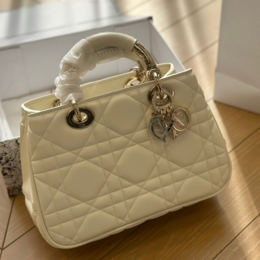 Alternative view of DIOR LADY 95.22 MEDIUM HANDBAG LATTE 25CM