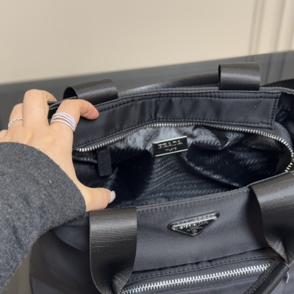 PRADA RE NYLON TOTE BAG BLACK 32CM 1BG354 RV44 F0002 V B1M - Image 6