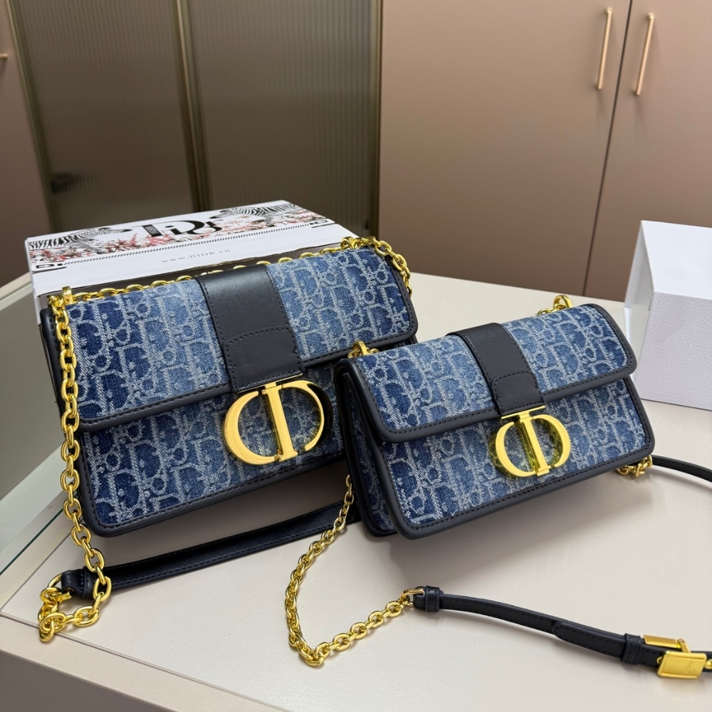 Alternative view of DIOR 30 MONTAIGNE EAST WEST BAG WITH CHAIN BLUE 21CM M9334UDCE M49E