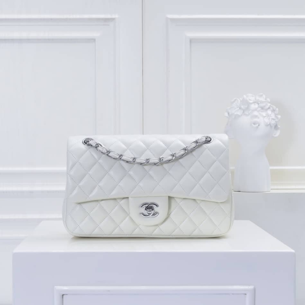 Alternative view of Chanel Classic Double Flap Bag White Silver Hardware 25Cm