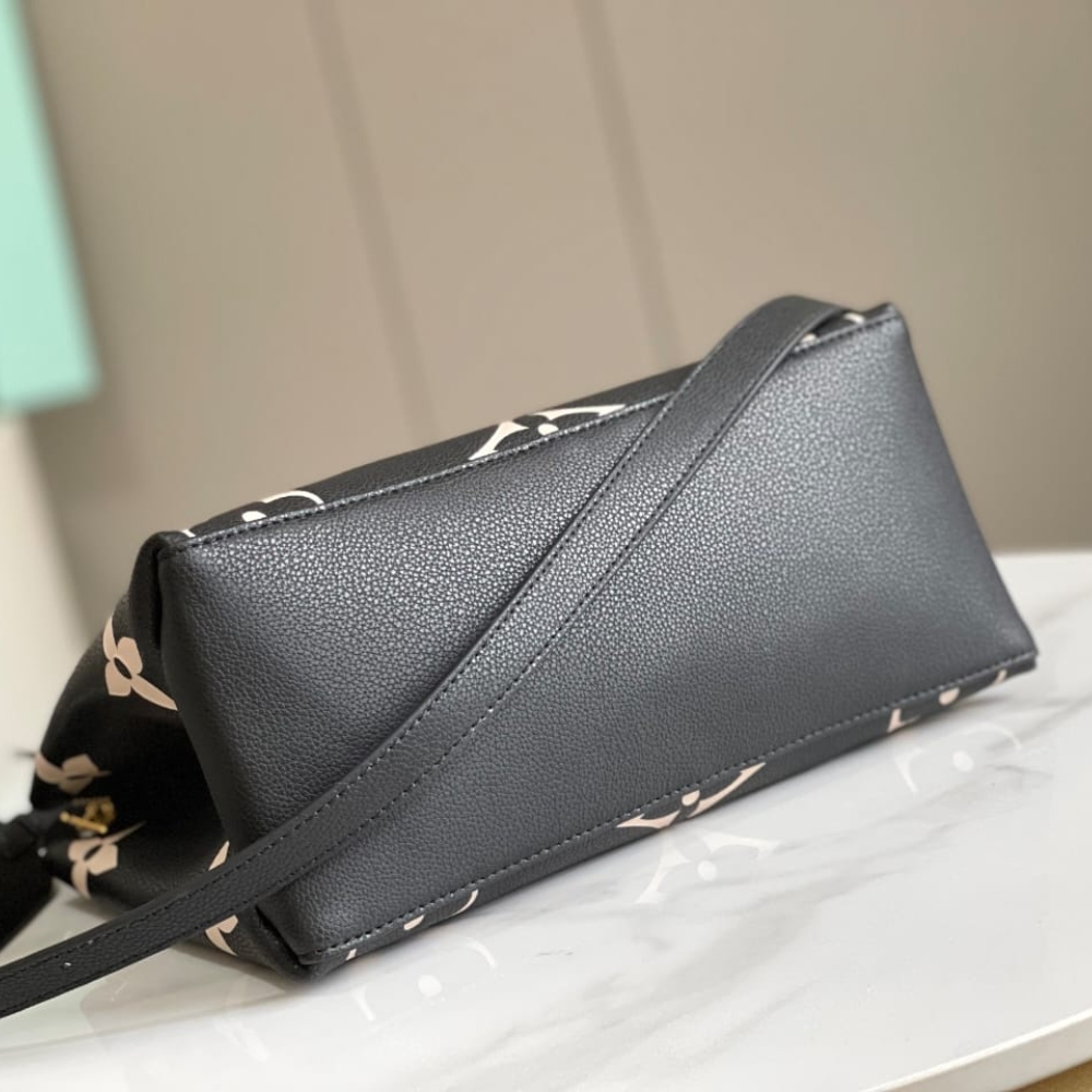 LOUIS VUITTON PETIT PALAIS BICOLOR MONOGRAM EMPREINTE BLACK AND BEIGE 29CM M58913 - Image 5