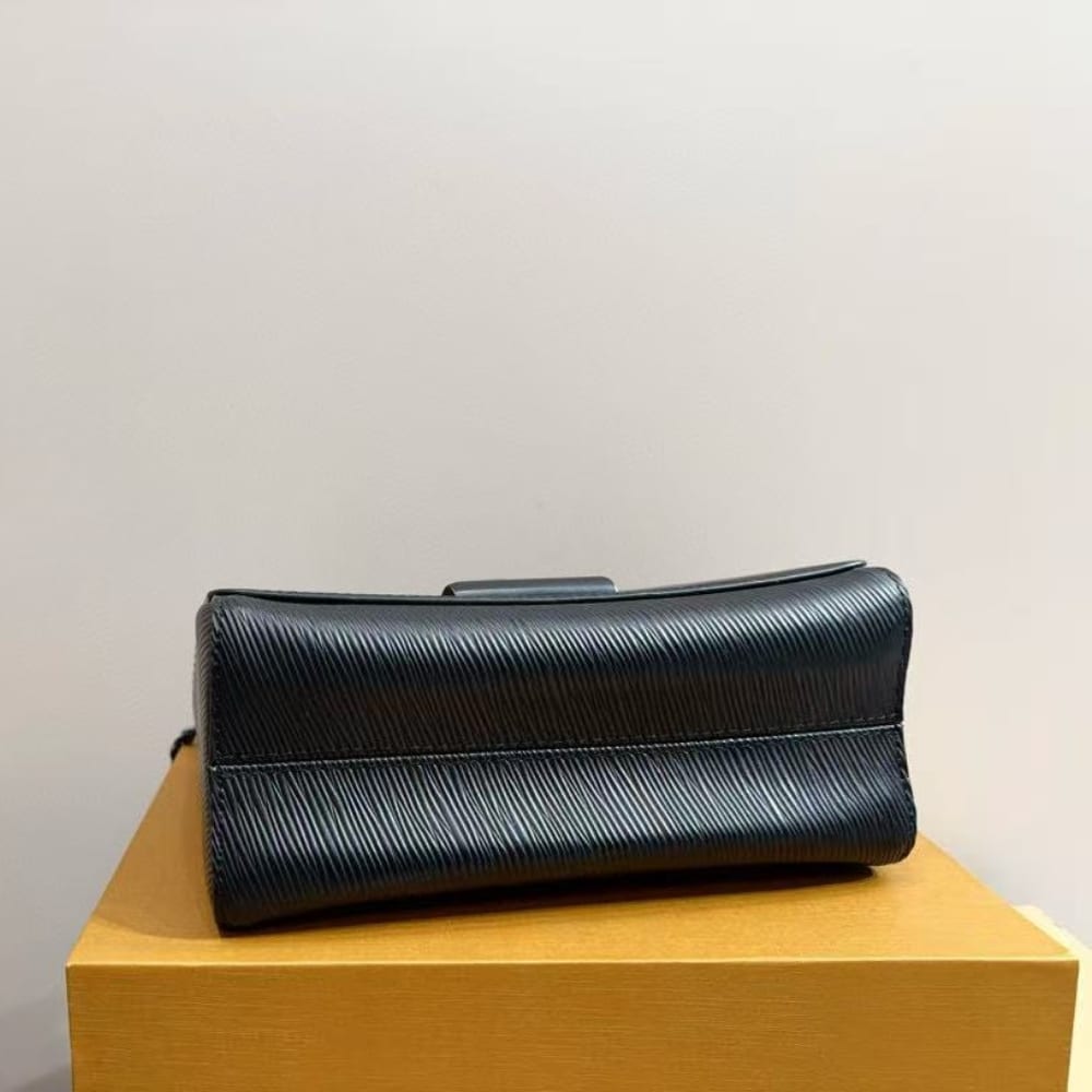 LOUIS VUITTON TWIST MM BAG ALL BLACK 23CM M25325 - Image 6