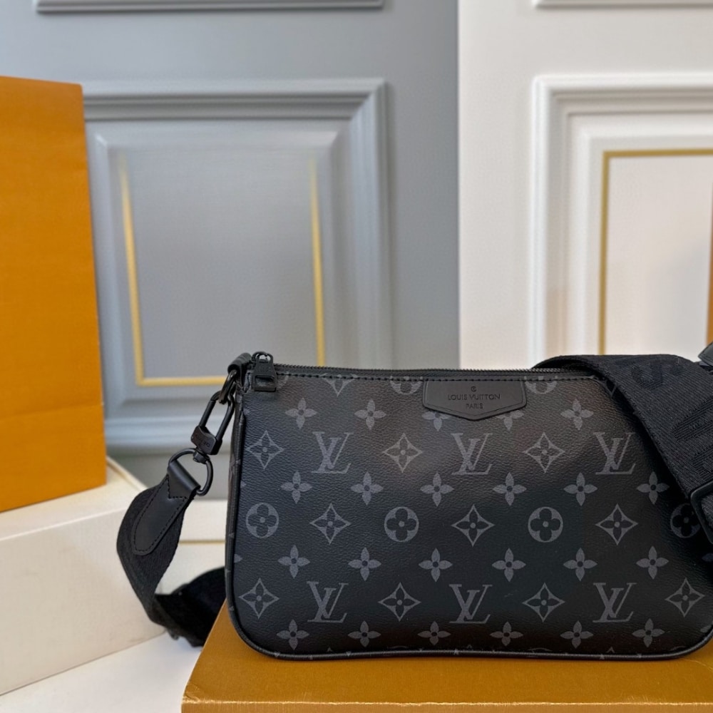 Alternative view of LOUIS VUITTON POCHETTE ACCESSOIRE XL BLACK 27CM M11741