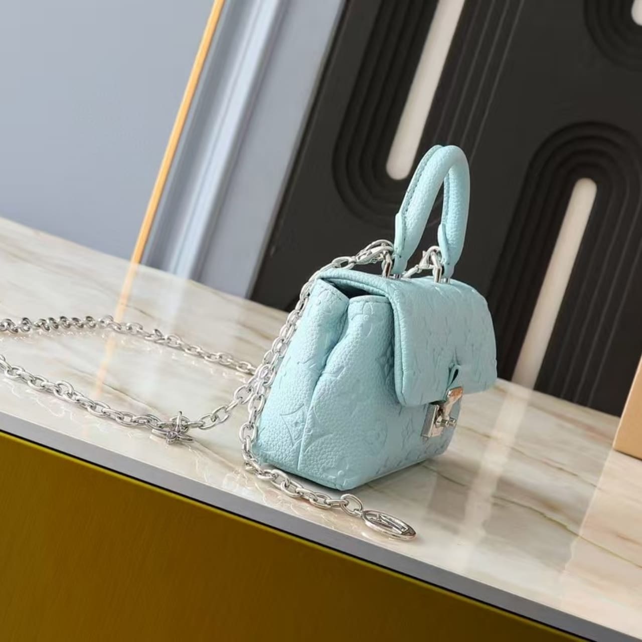 LOUIS VUITTON NANO MADELEINE BLUE 21CM M12211 - Image 3