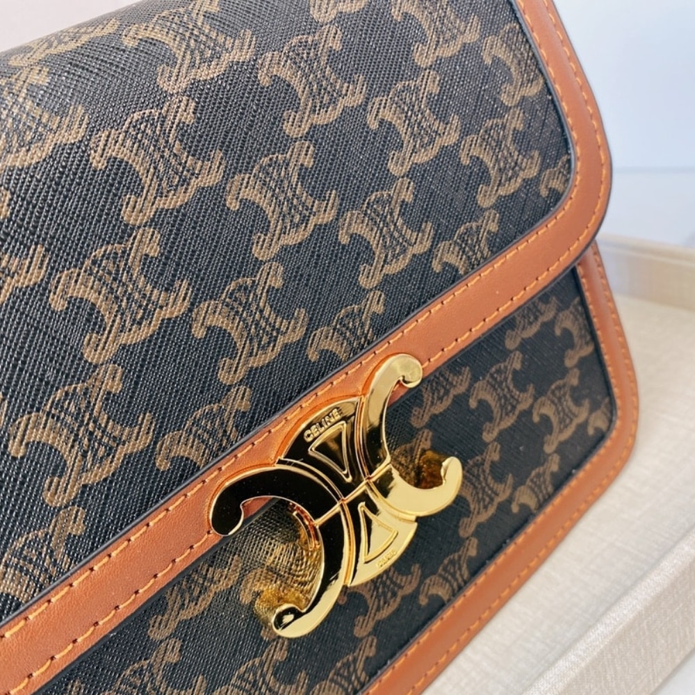 GIFT SET: CELINE CLASSIQUE TRIOMPHE BAG IN TAN & SMALL TRIOMPHE CANVAS TAN WALLET - Image 3