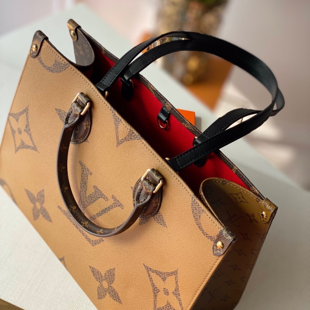 GIFT SET: LOUIS VUITTON ONTHEGO MM BROWN & DAUPHINE COMPACT WALLET - Image 4