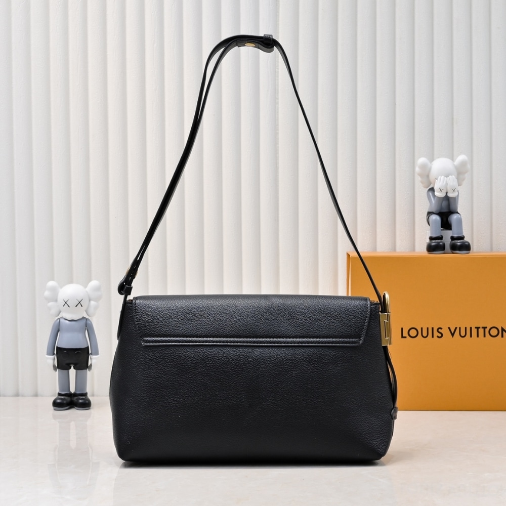 LOUIS VUITTON LOW KEY MESSENGER BLACK 30CM M13148 - Image 3