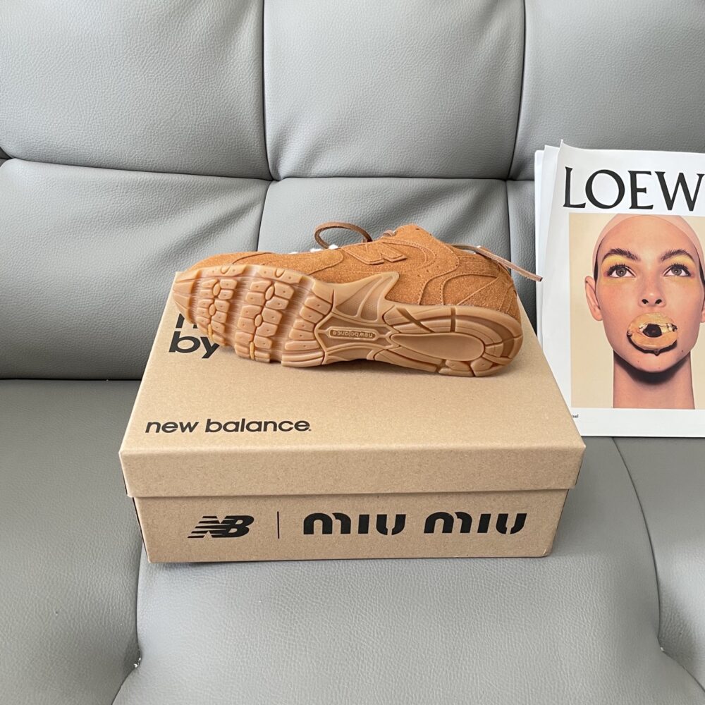 MIU MIU X NEW BALANCE 530 SL SUEDE SNEAKERS CINNAMON 5E165E Z5O F0401 F D005 - Image 5