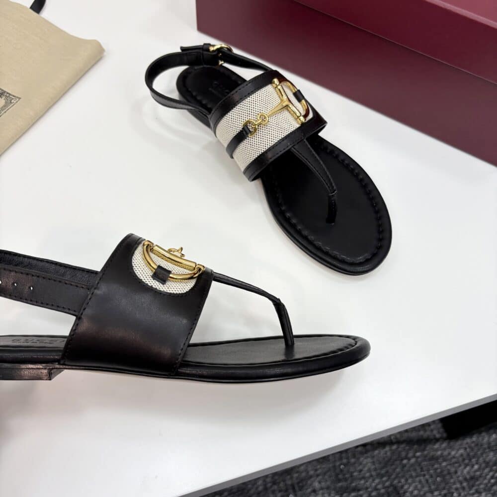 GUCCI WOMEN'S THONG SANDAL WITH HORSEBIT BLACK 834431 AAEZJ 1072 - Image 5