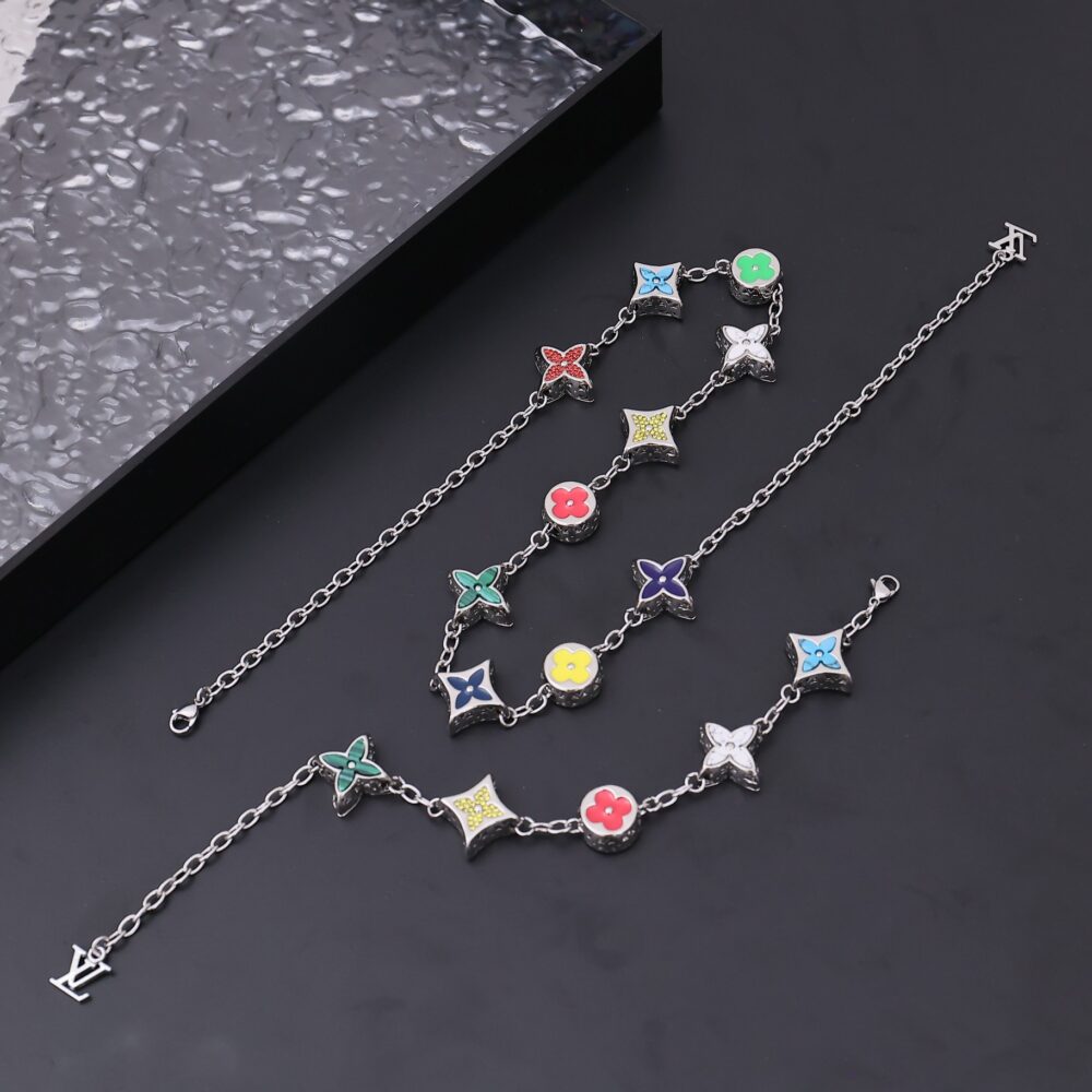 LOUIS VUITTON MONOGRAM BIG PARTY BRACELET M0955A - Image 5